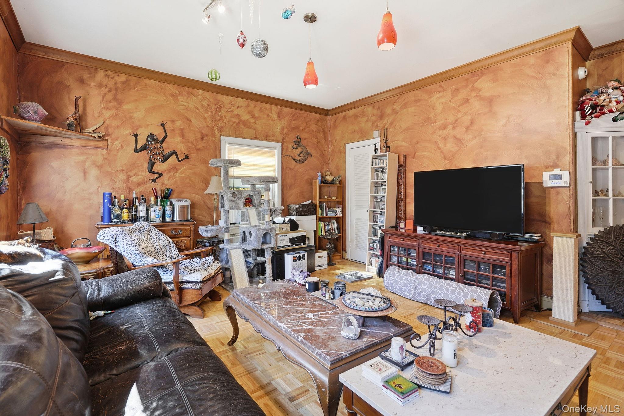 #14 photo, 124 W Lincoln Avenue, Mount Vernon , NY 10550