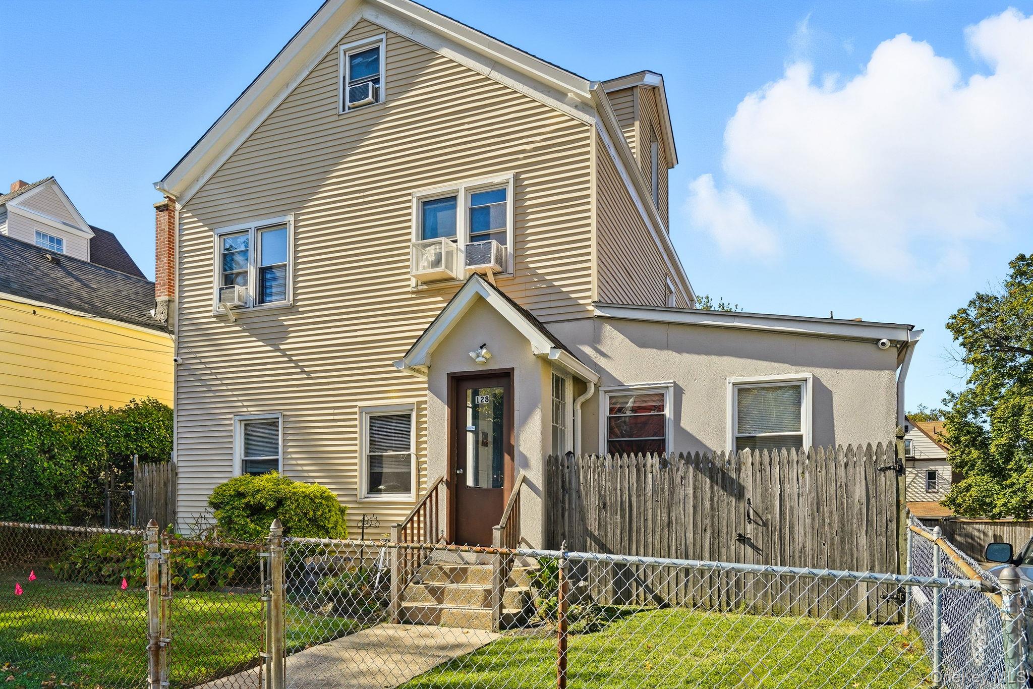 #2 photo, 124 W Lincoln Avenue, Mount Vernon , NY 10550