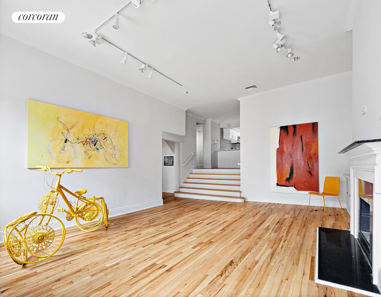 #4 photo, New York City, Lenox Hill , NY 10021