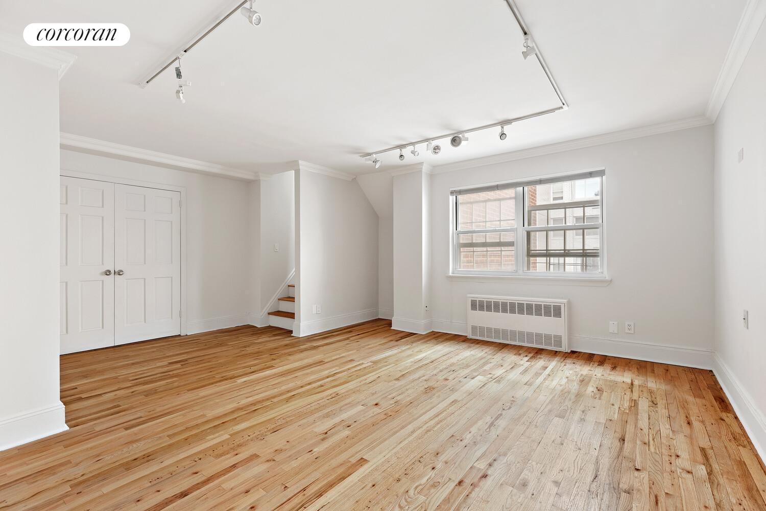 #9 photo, New York City, Lenox Hill , NY 10021