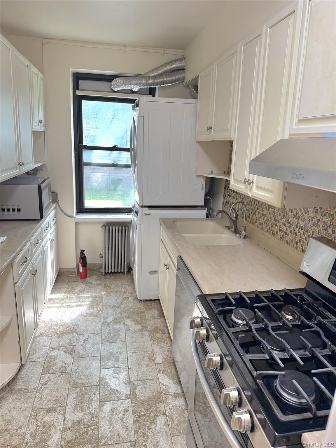 #10 photo, 22-27 76 Street, East Elmhurst , NY 11370