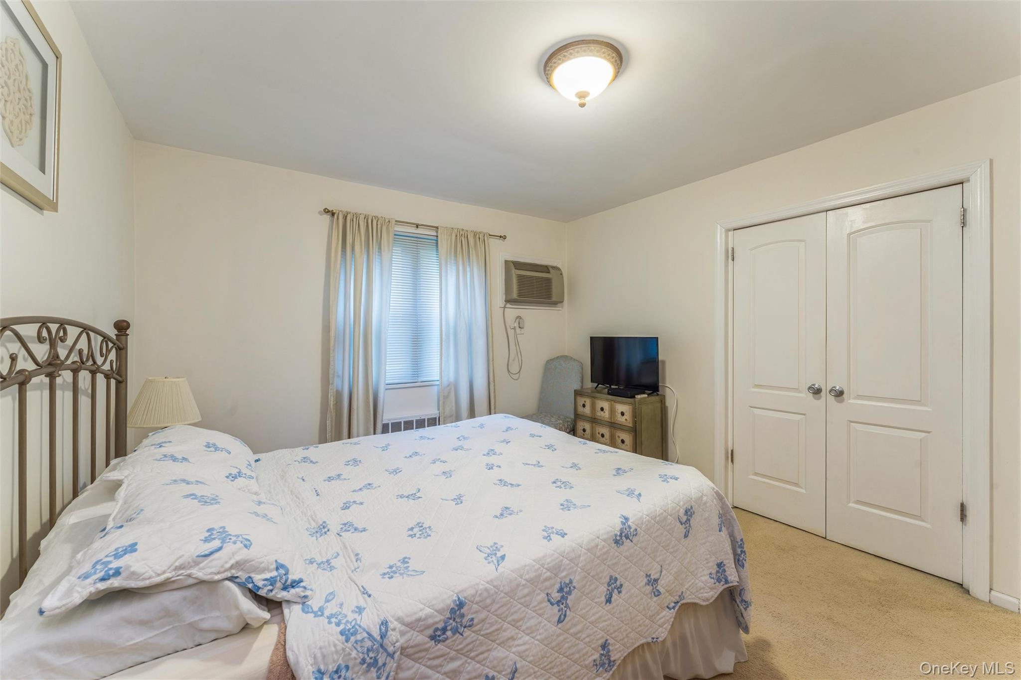 #13 photo, 244-25 57th Drive, Douglaston , NY 11362