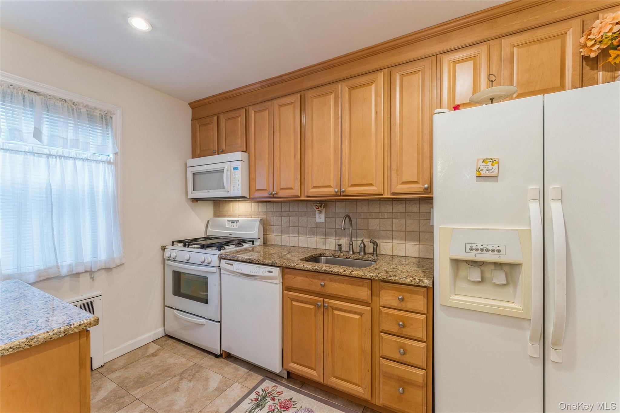 #9 photo, 244-25 57th Drive, Douglaston , NY 11362