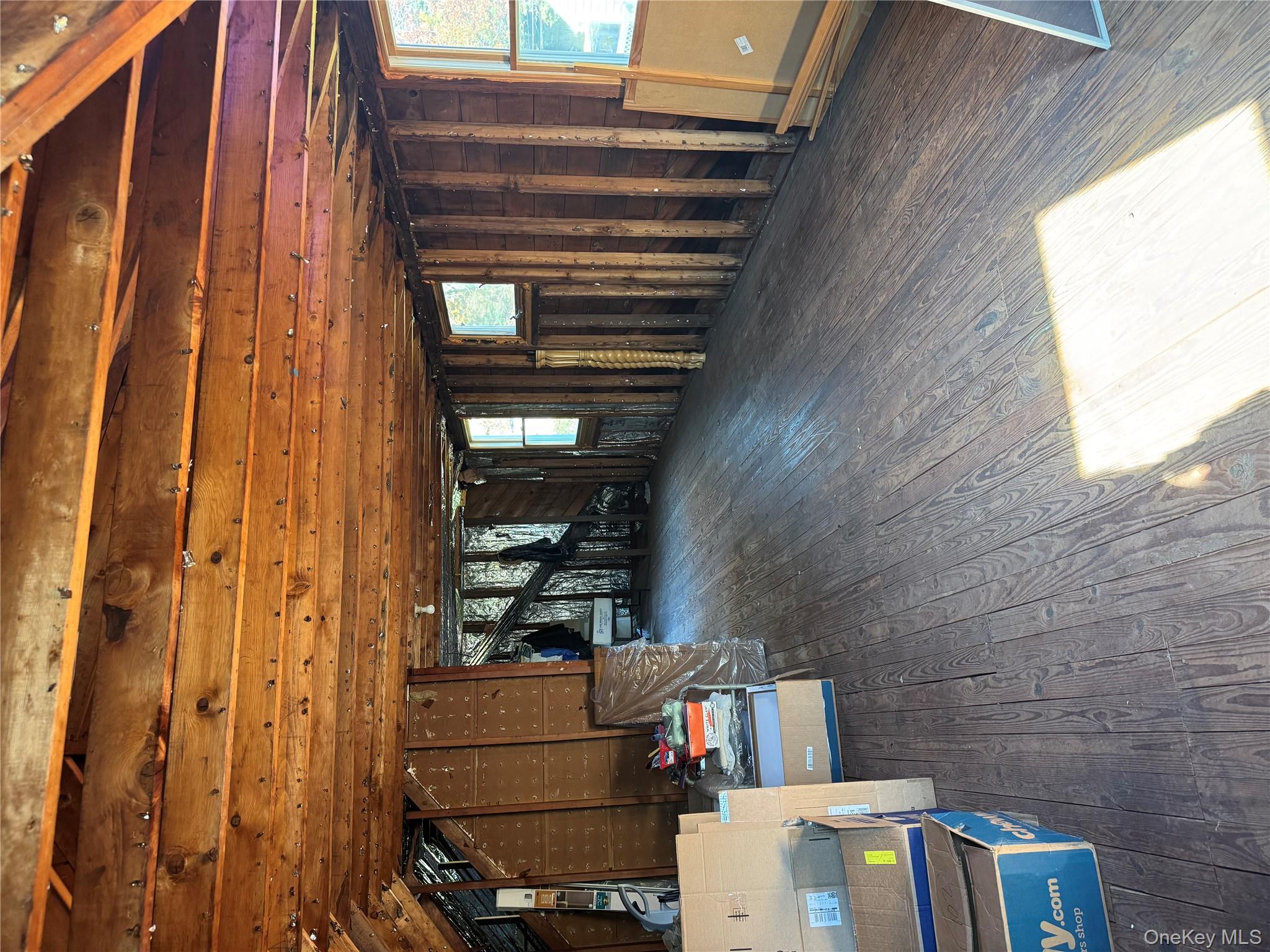 #15 photo, 1 Glades Way, Halesite , NY 11743