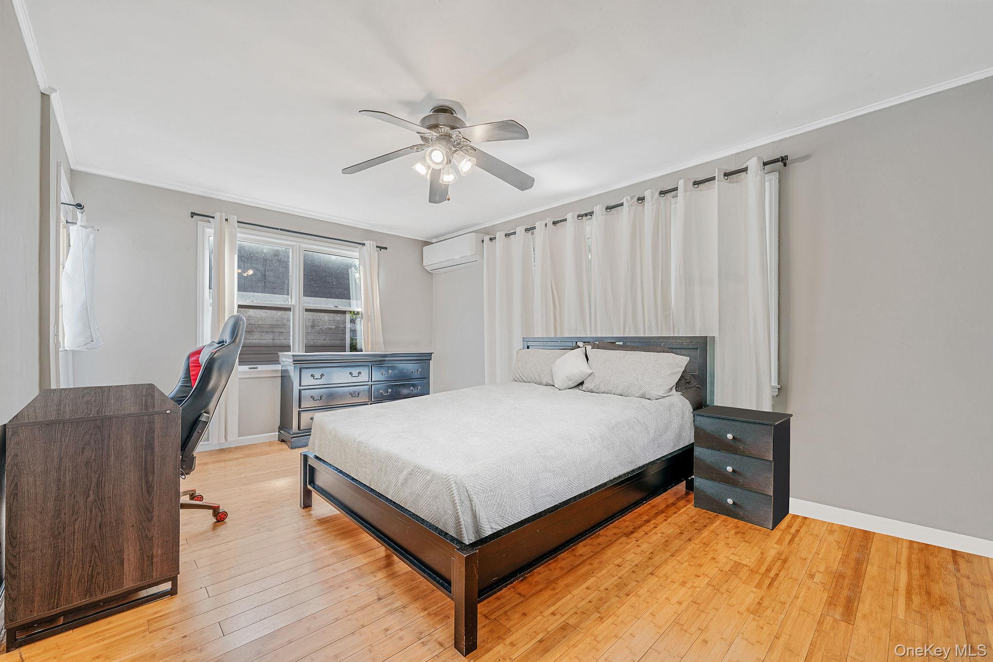 #16 photo, 128 Lakeside Trail, Ridge , NY 11961