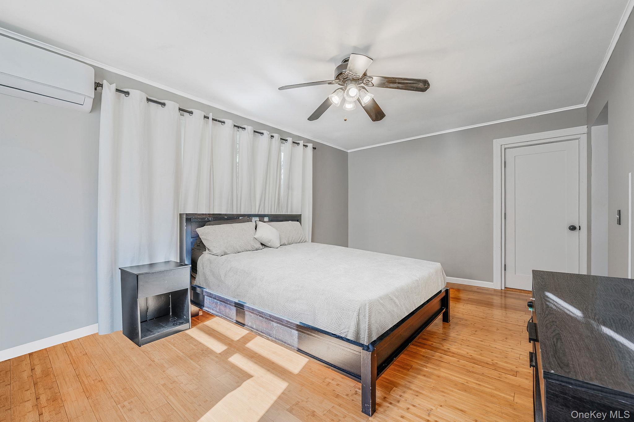 #17 photo, 128 Lakeside Trail, Ridge , NY 11961