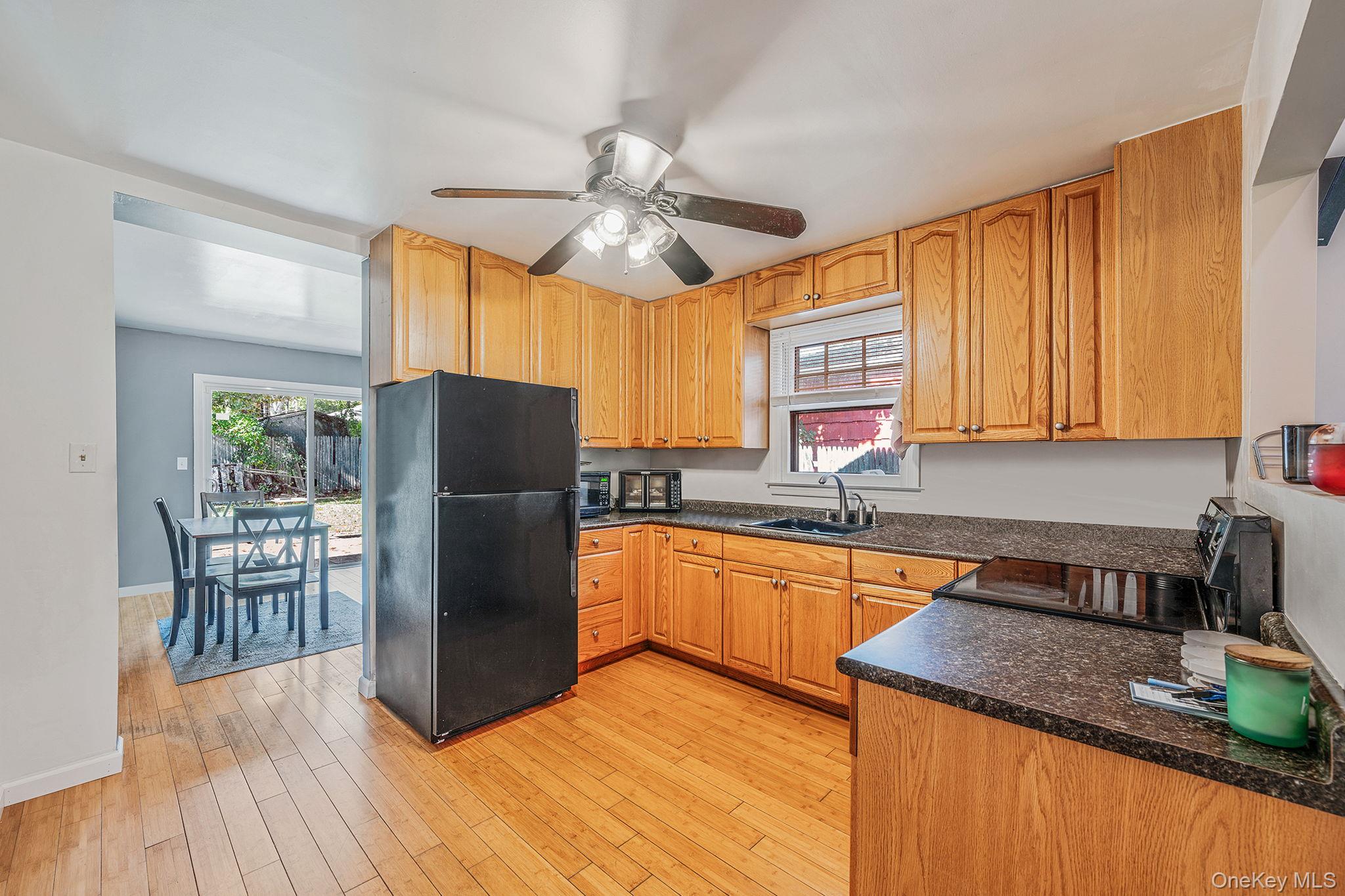 #6 photo, 128 Lakeside Trail, Ridge , NY 11961