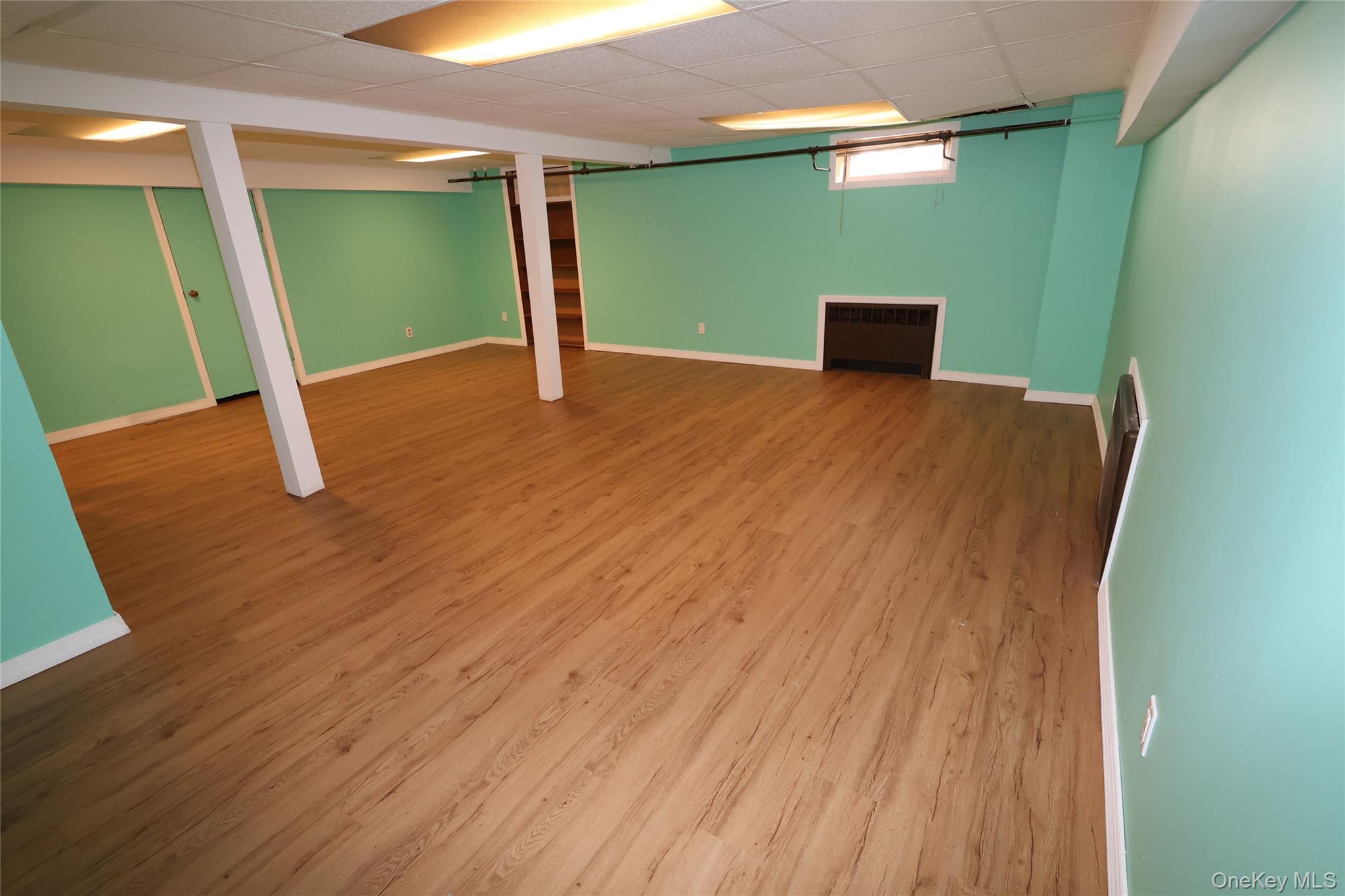 #17 photo, 726 Meisser Street, Franklin Square , NY 11010