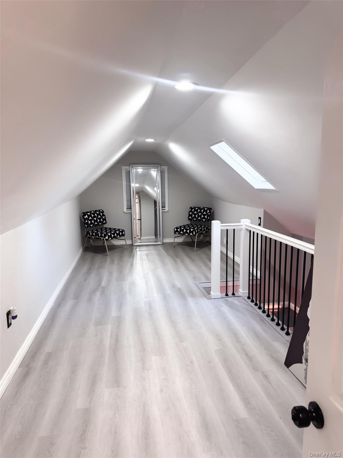 #12 photo, 130 Archer Avenue, Copiague , NY 11726