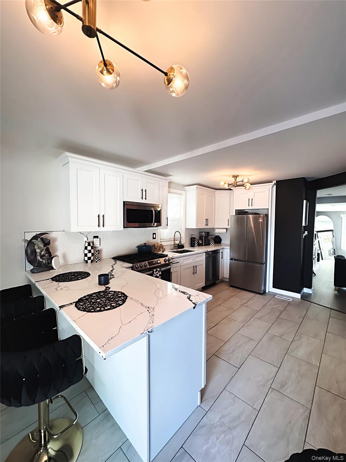 #7 photo, 130 Archer Avenue, Copiague , NY 11726