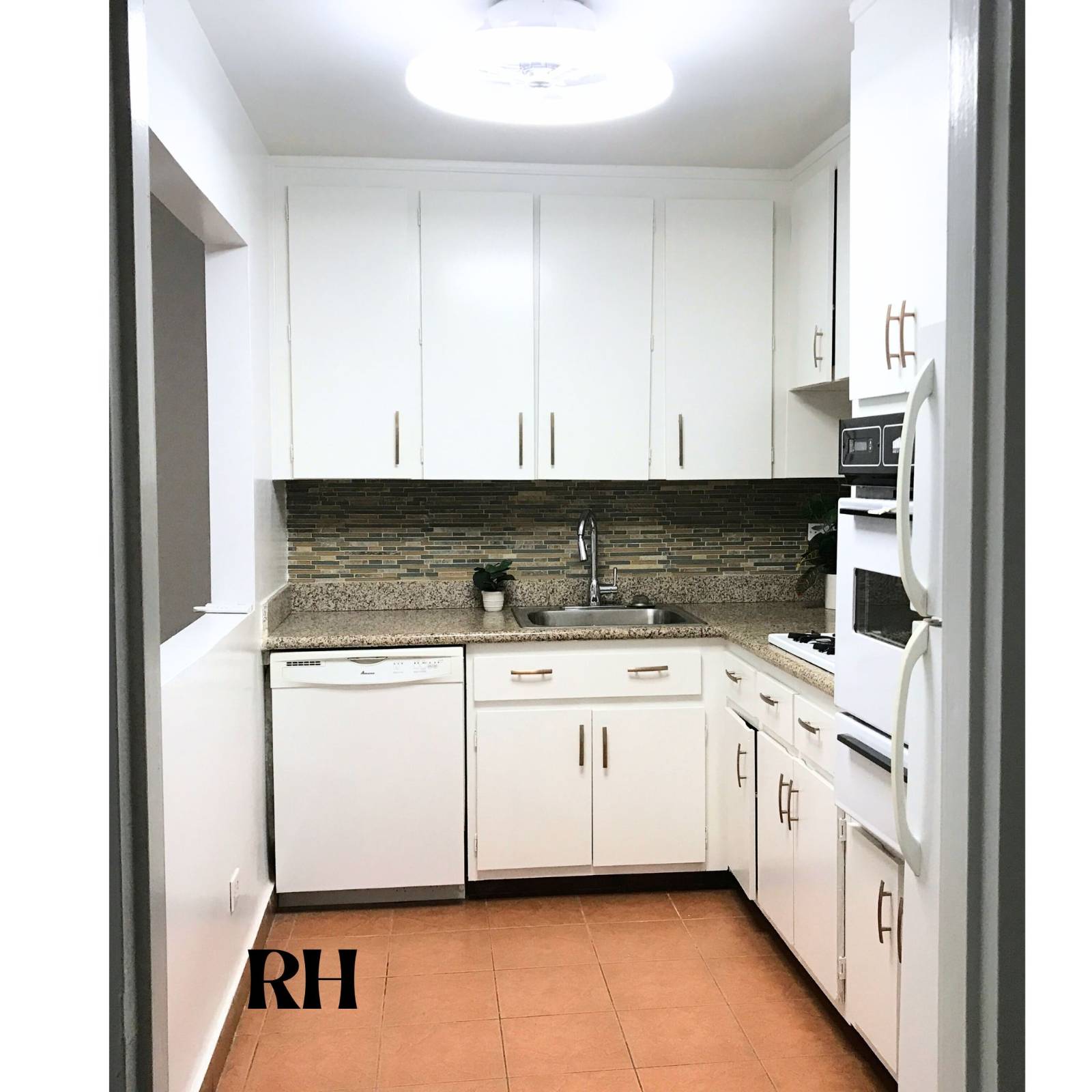 #13 photo, 1199 East 53rd St, #7B, Flatlands , NY 11234