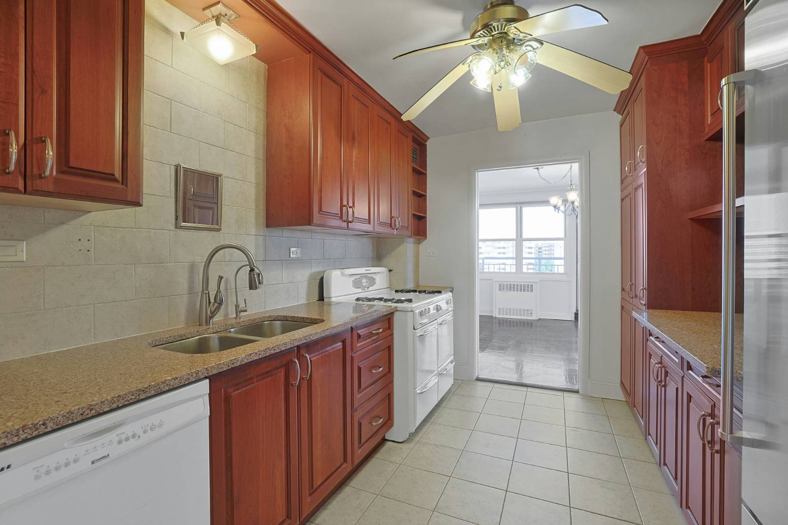 #11 photo, 3935 Blackstone Avenue, #11C, Riverdale , NY 10471