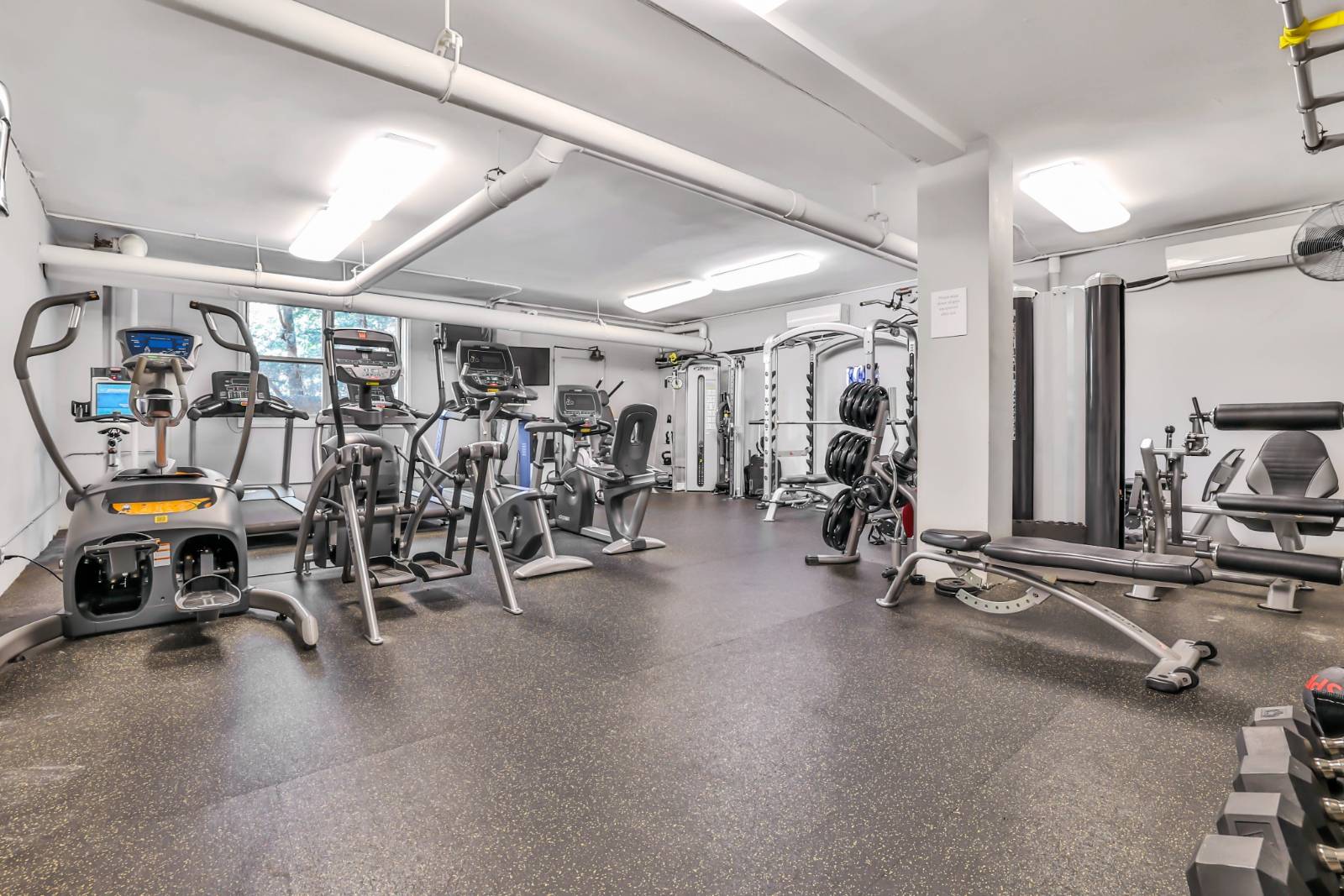 #20 photo, 3935 Blackstone Avenue, #11C, Riverdale , NY 10471