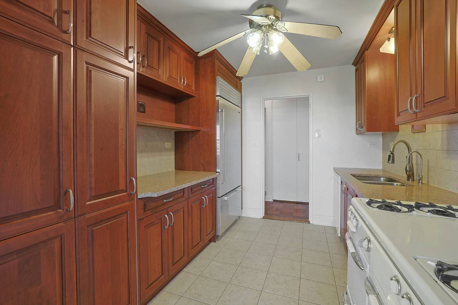 #9 photo, 3935 Blackstone Avenue, #11C, Riverdale , NY 10471