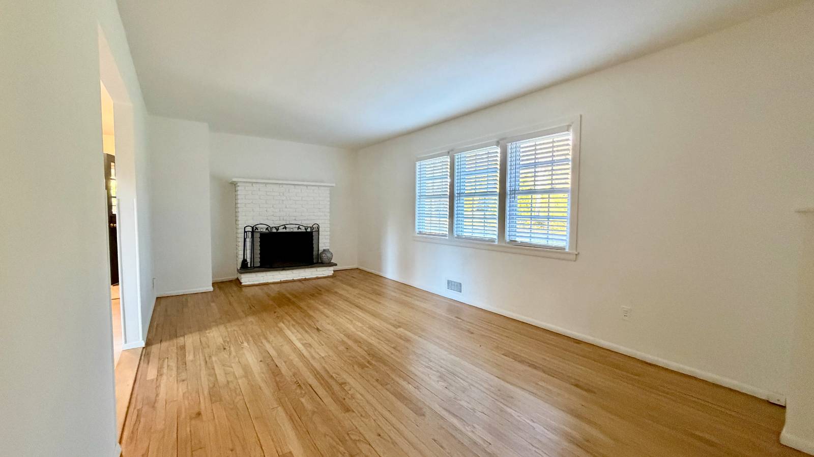 #10 photo, 17 Ram Island Road, Shelter Island , NY 11964