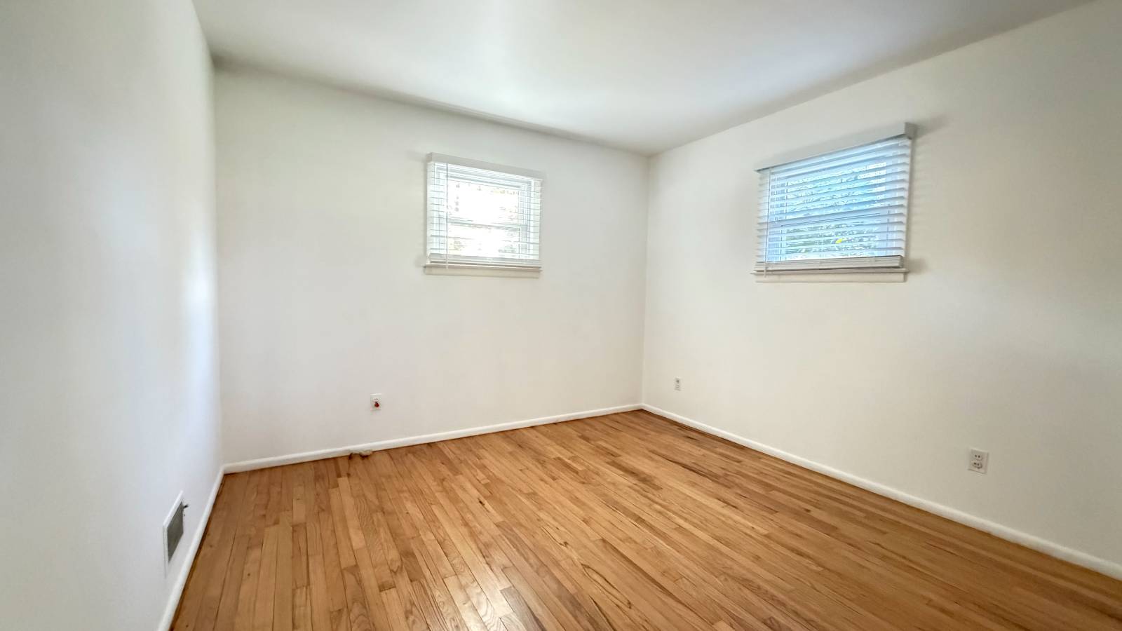 #13 photo, 17 Ram Island Road, Shelter Island , NY 11964