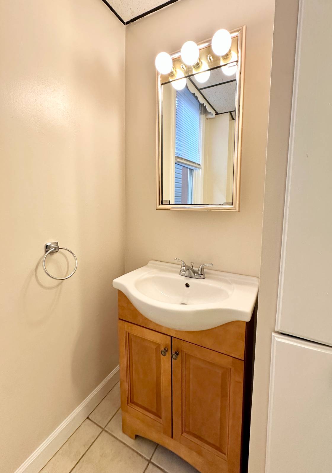 #10 photo, 1805 4th Ave., #2, Watervliet , NY 12189