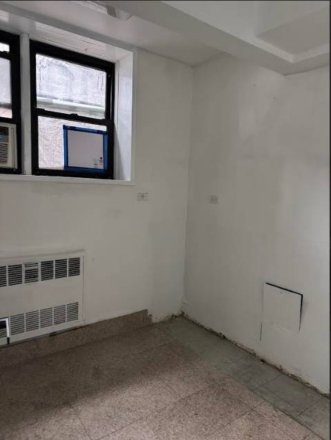 #17 photo, 141-05 Northern Boulevard, #1G or PR1, Flushing , NY 11354