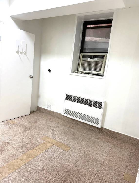 #8 photo, 141-05 Northern Boulevard, #1G or PR1, Flushing , NY 11354