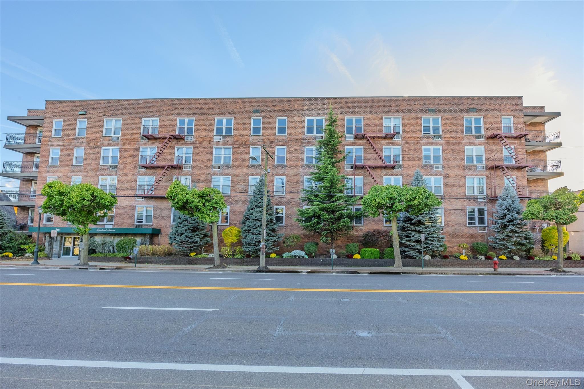 #1 photo, 504 Merrick Road, Lynbrook , NY 11563