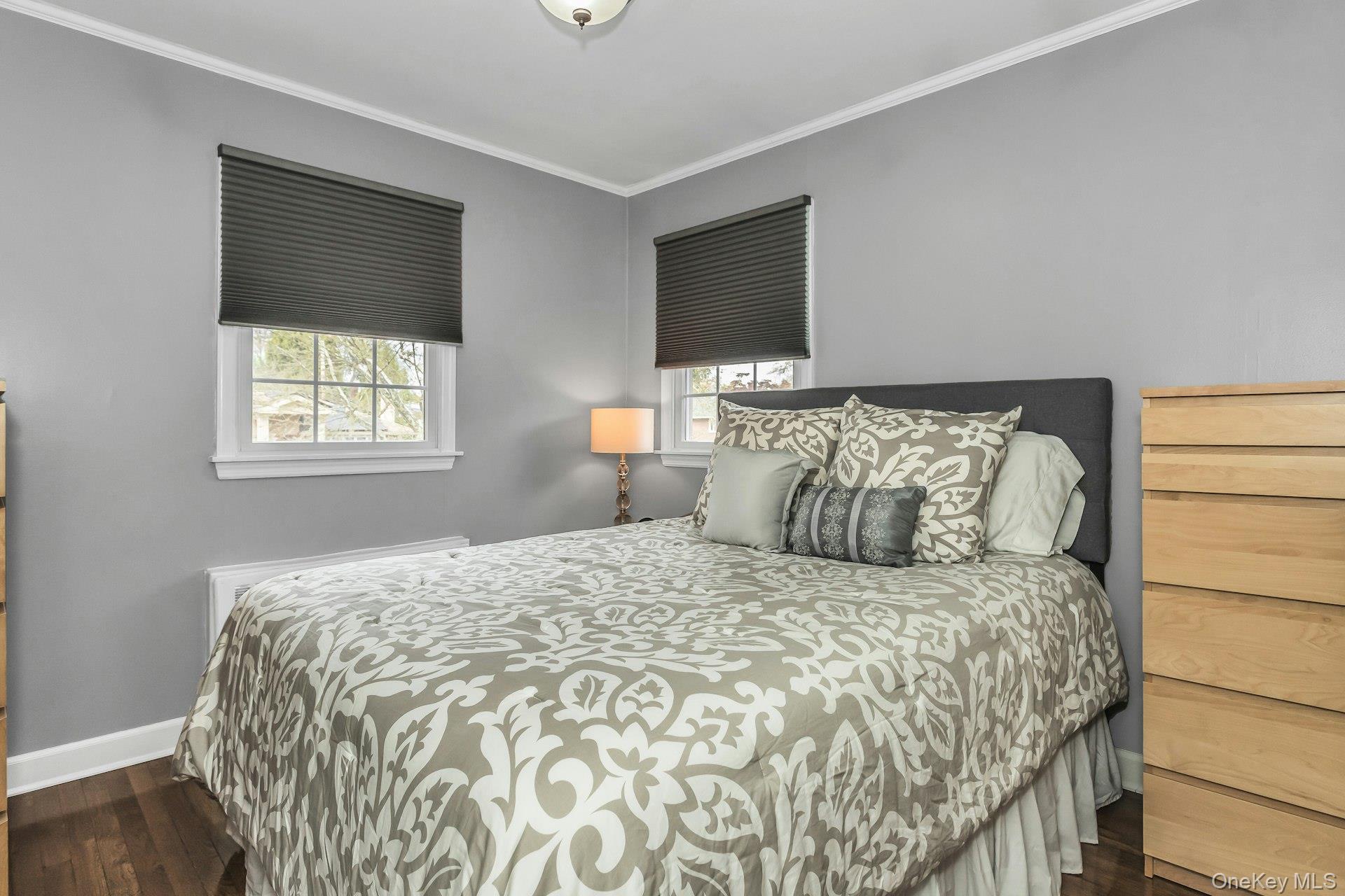 #18 photo, 944 Plum Tree Road, Westbury , NY 11590