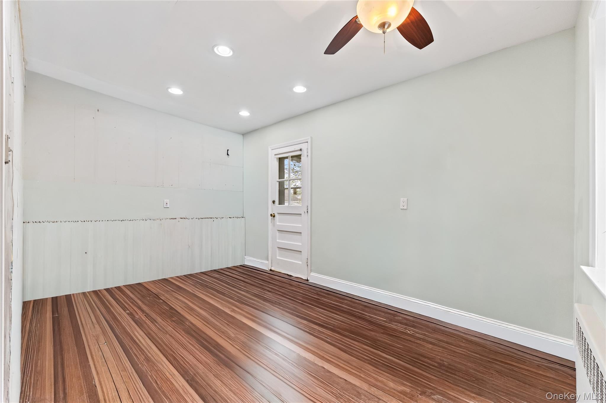 #9 photo, 7-22 151st Place, Whitestone , NY 11357