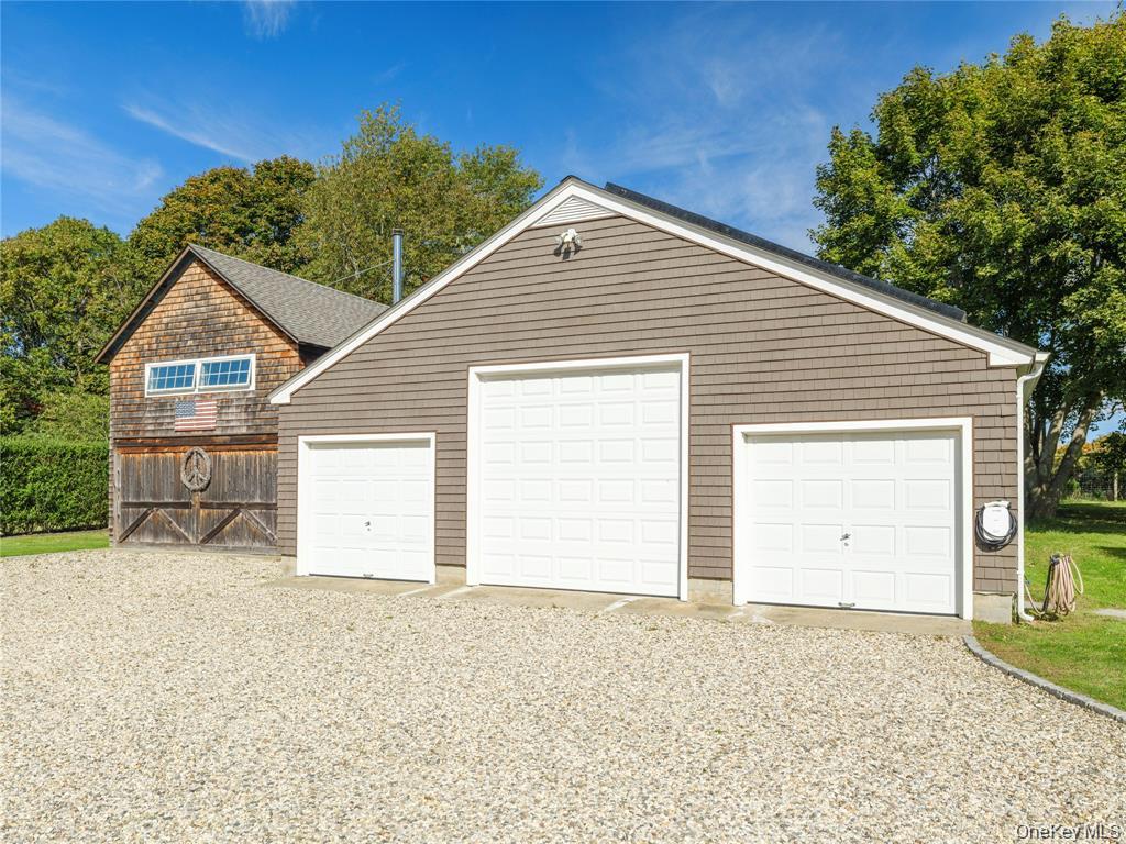 #19 photo, 3275 Skunk Lane, Cutchogue , NY 11935