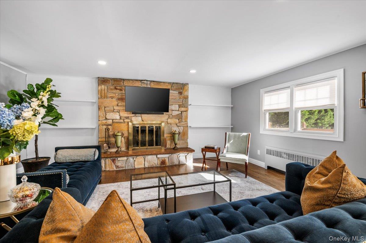 #11 photo, 23 Mahan Road, Old Bethpage , NY 11804