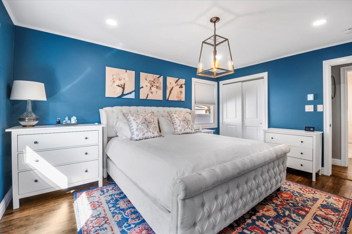 #20 photo, 23 Mahan Road, Old Bethpage , NY 11804