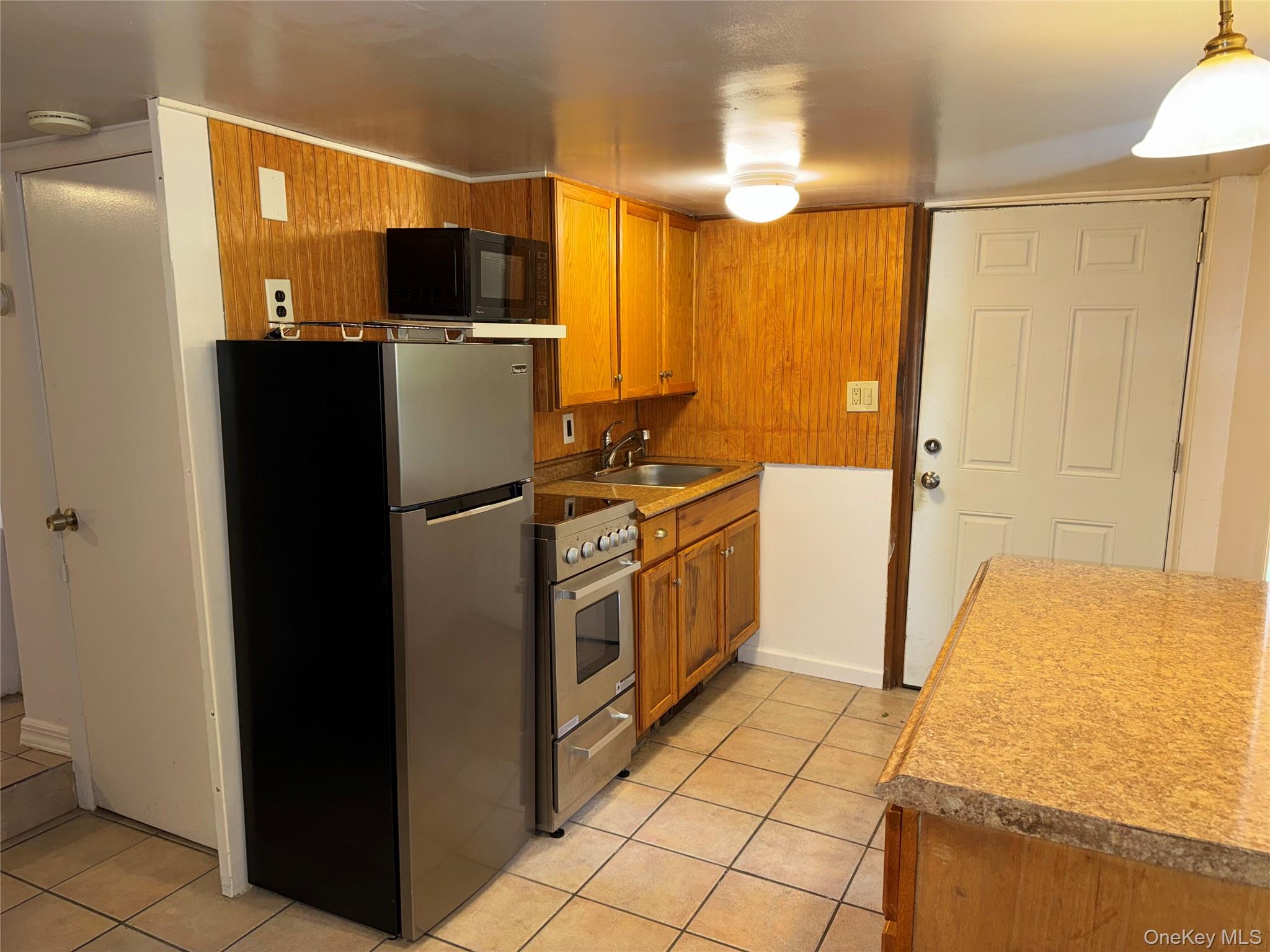 #2 photo, 198 Kings Ferry Road, Montrose , NY 10548