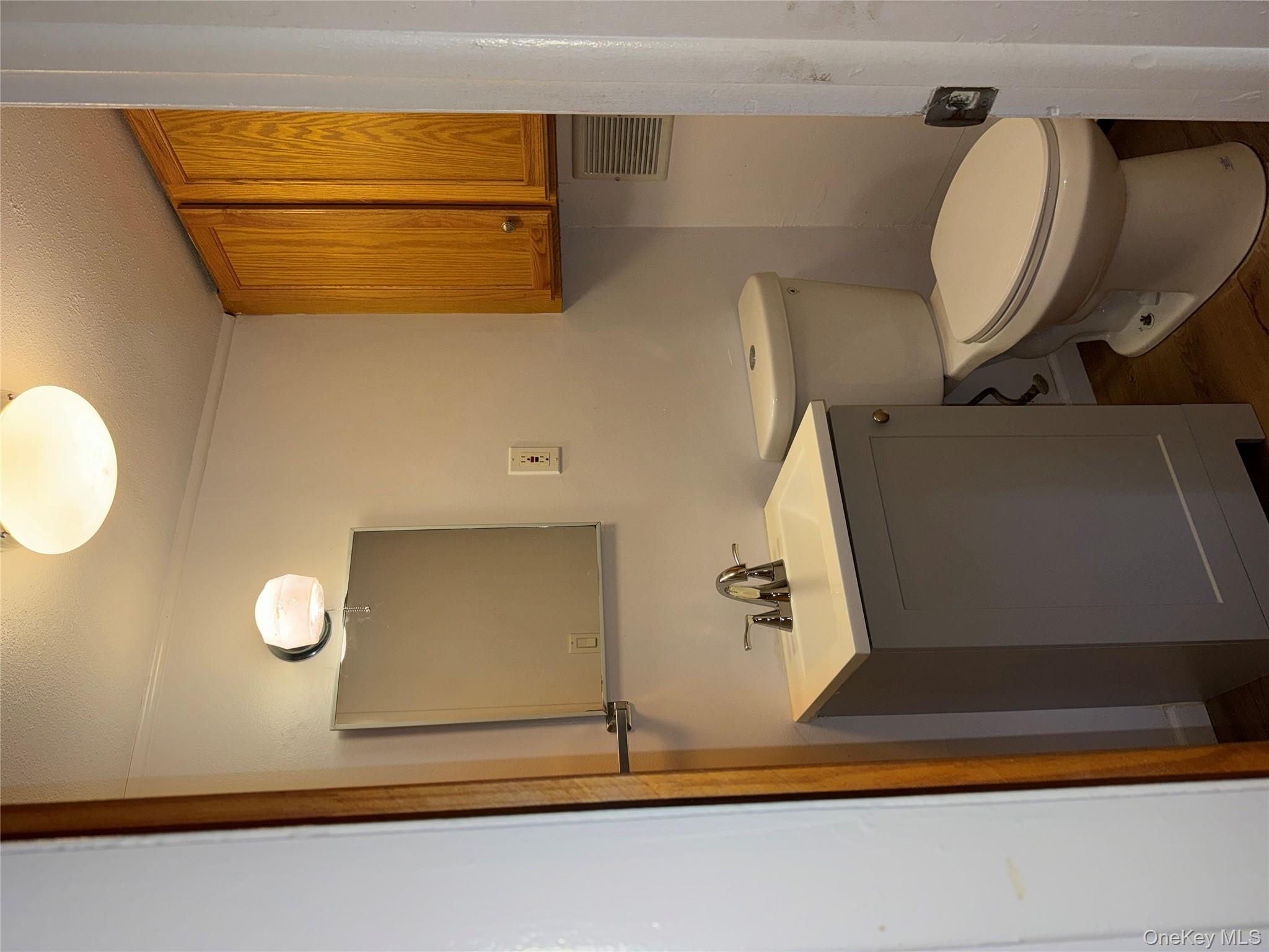 #4 photo, 198 Kings Ferry Road, Montrose , NY 10548