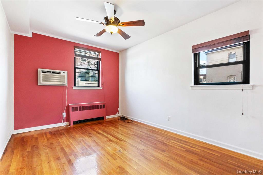 #6 photo, 1662 Tomlinson Avenue, Bronx , NY 10461