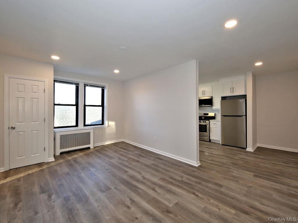 #3 photo, 110 Bradford Street, Harrison , NY 10528