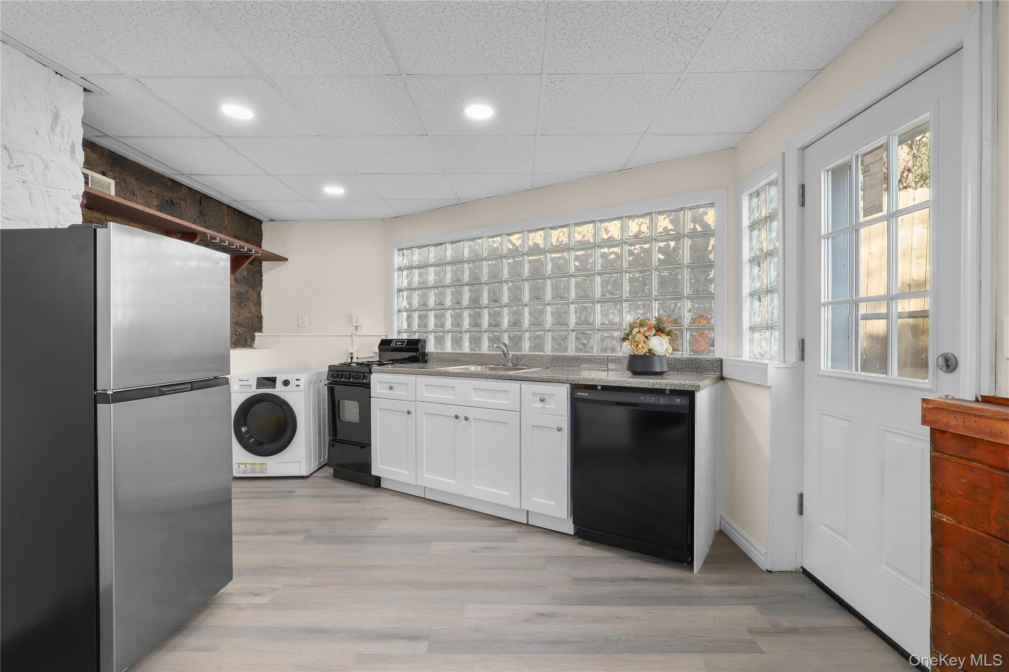 #11 photo, 63 Seaview Avenue, New Rochelle , NY 10801