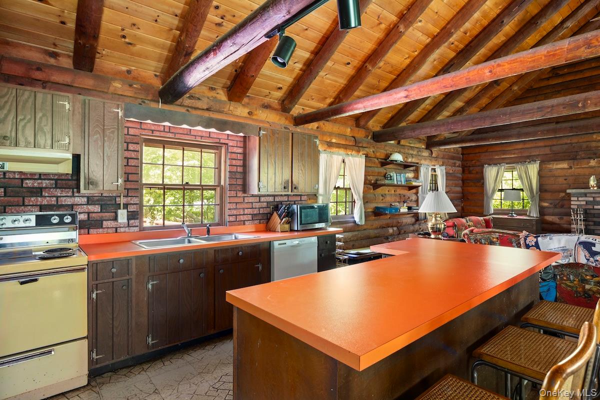 #5 photo, 284 Hall Hill Rd Stop 18 Hall Hill Road, Ancram , NY 12502