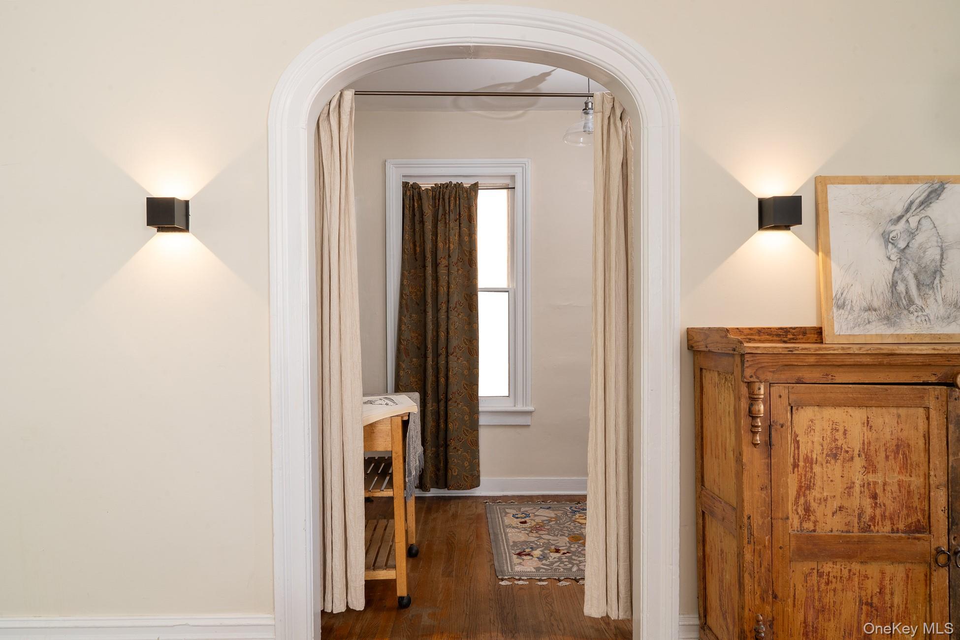 #8 photo, 541 Washington Street, Hudson , NY 12534