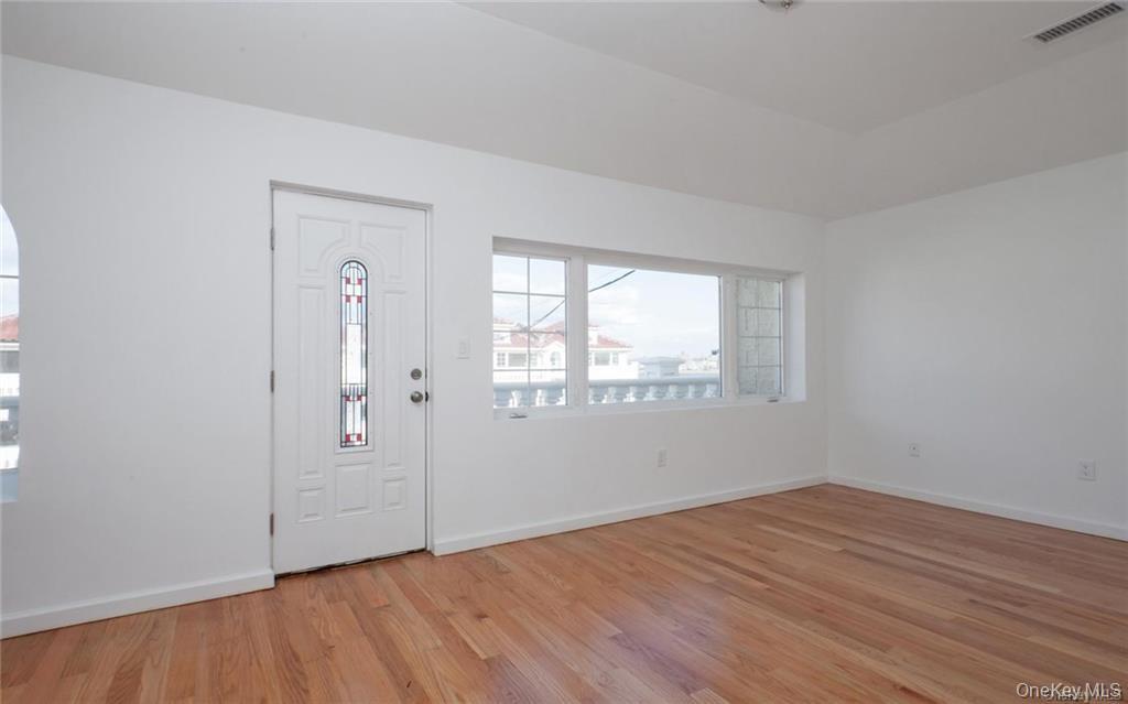 #19 photo, 260 Zerega Avenue, Bronx , NY 10473