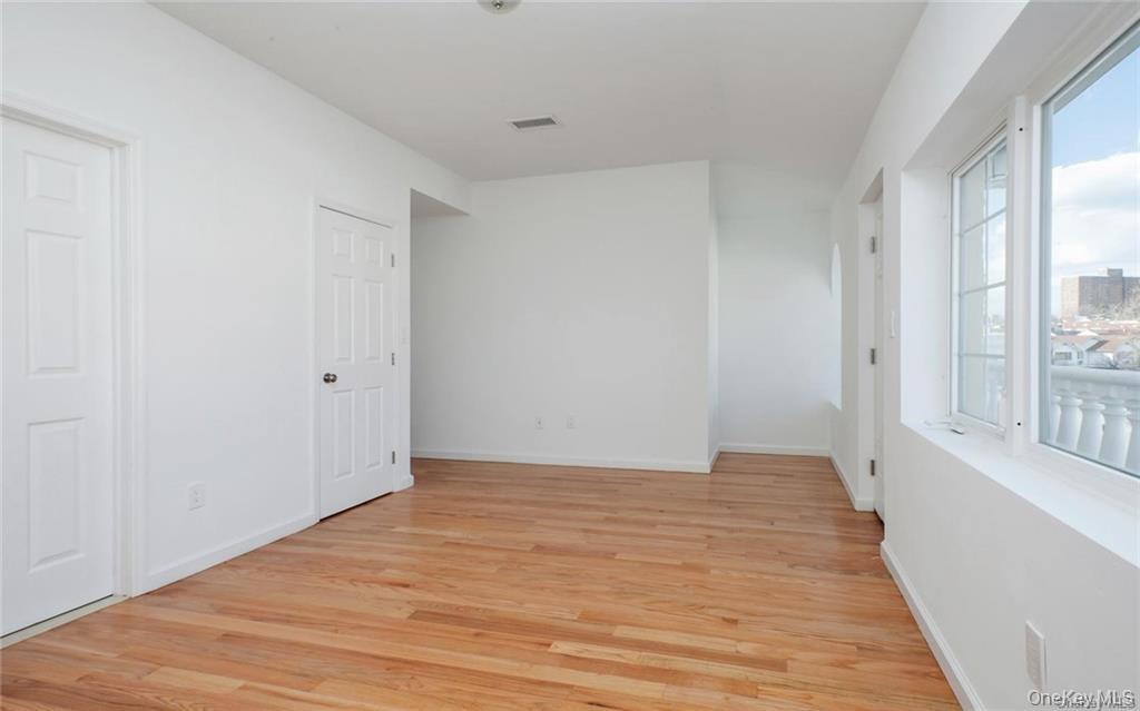 #20 photo, 260 Zerega Avenue, Bronx , NY 10473