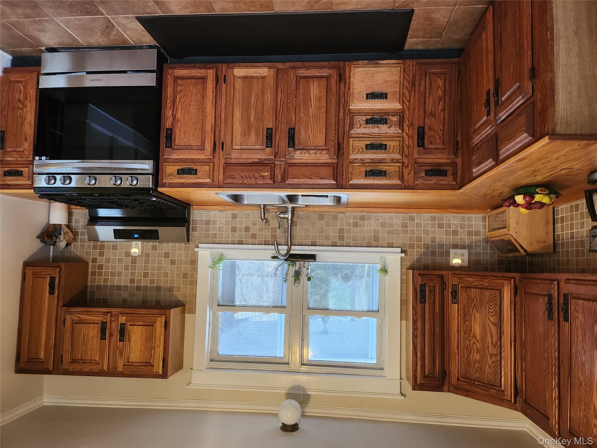 #8 photo, 39 W Pine Road, Staatsburg , NY 12580