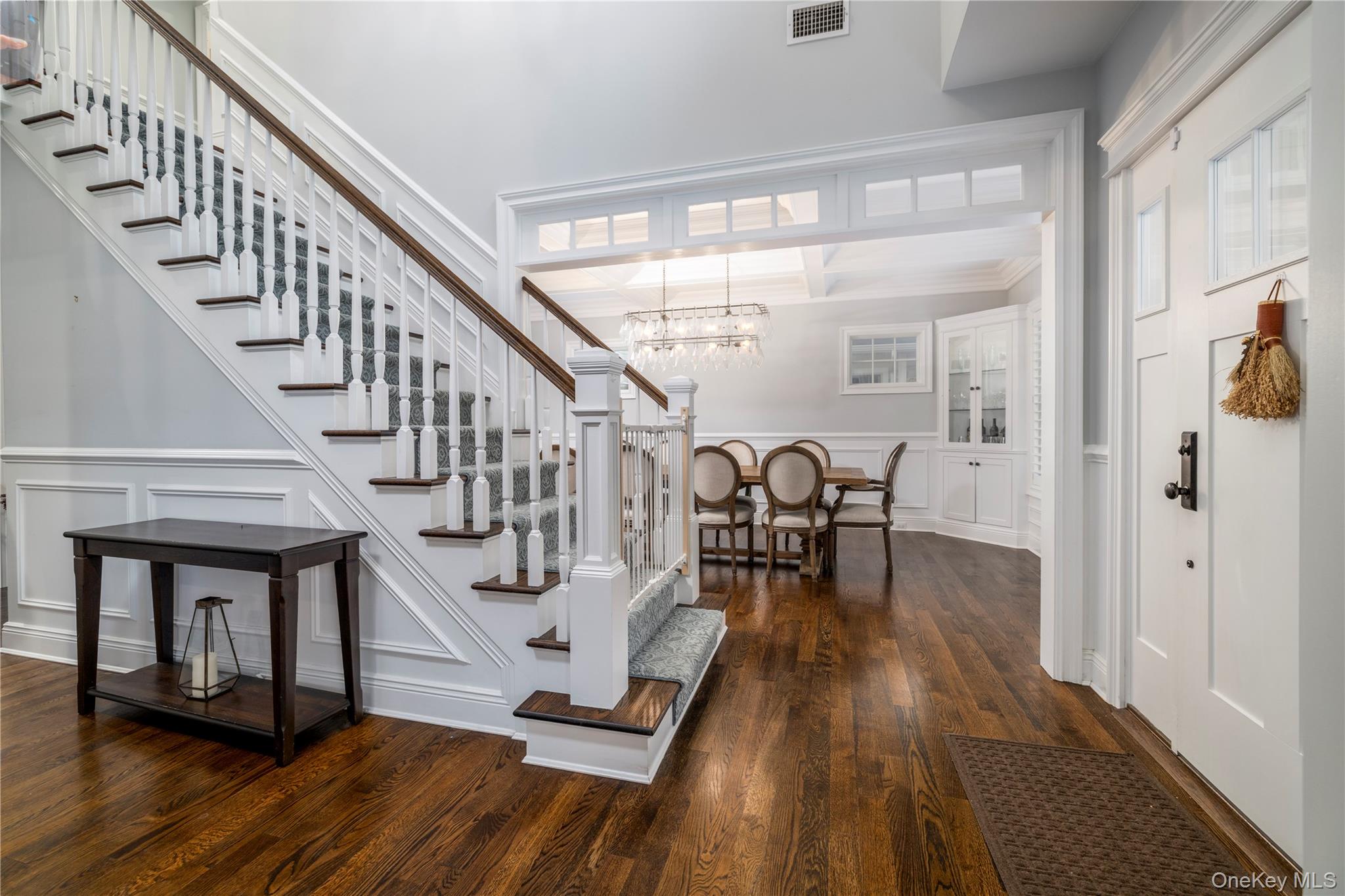 #4 photo, 16 Westminster Road, Rockville Centre , NY 11570