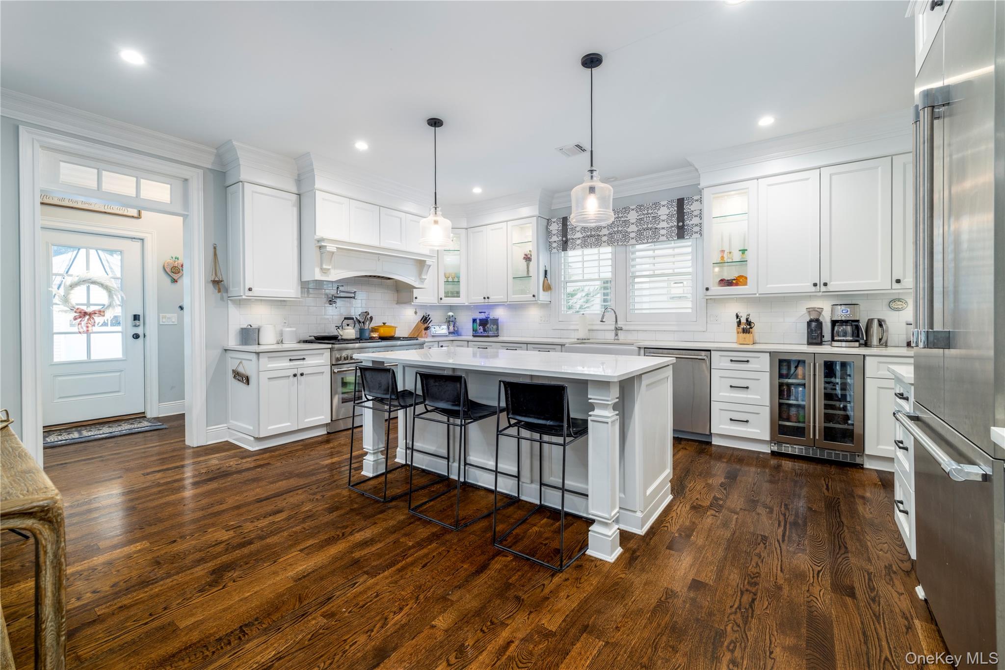 #8 photo, 16 Westminster Road, Rockville Centre , NY 11570