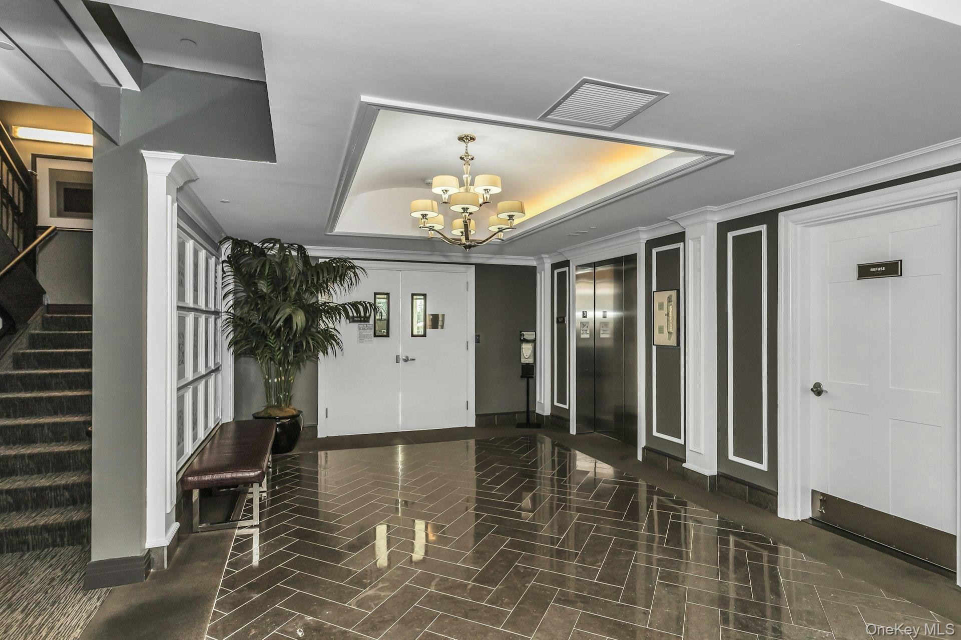 #7 photo, 301 Franklin Avenue, Garden City , NY 11530