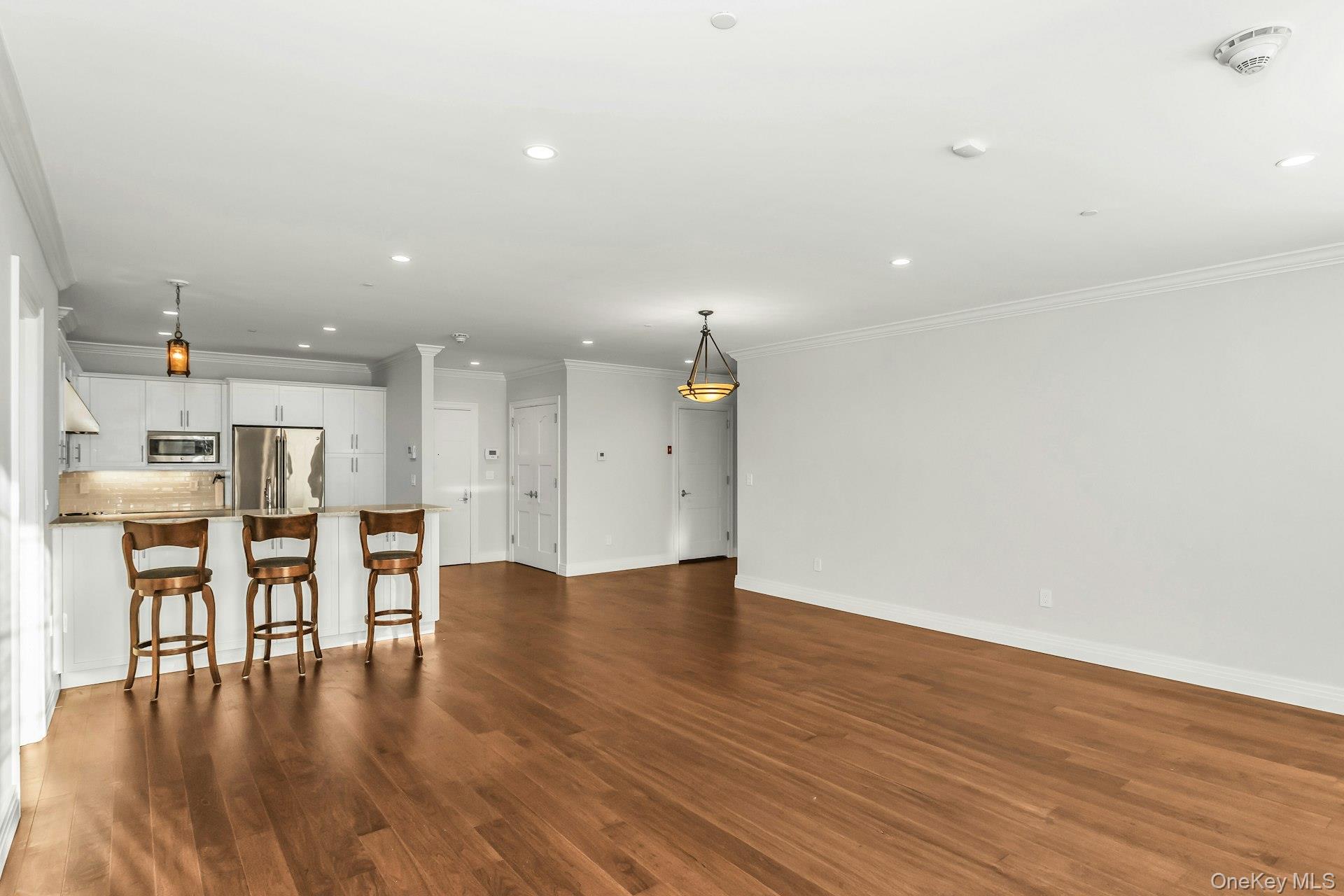 #9 photo, 301 Franklin Avenue, Garden City , NY 11530