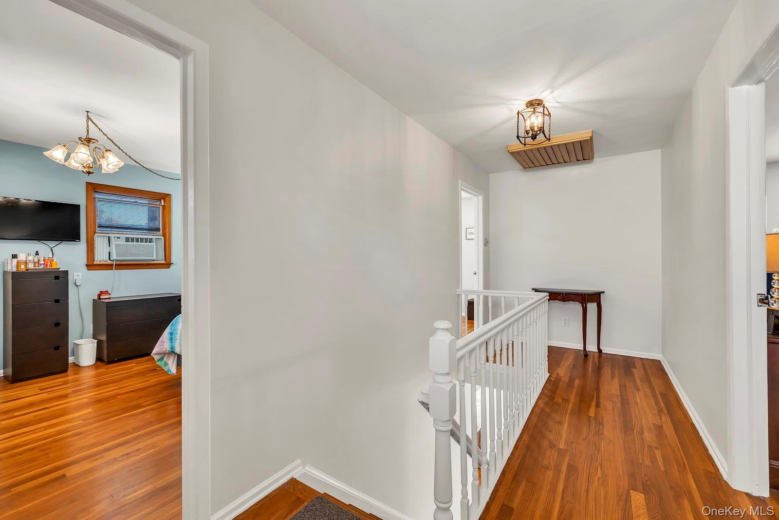 #11 photo, 155 Fairview Road, Farmingdale , NY 11735