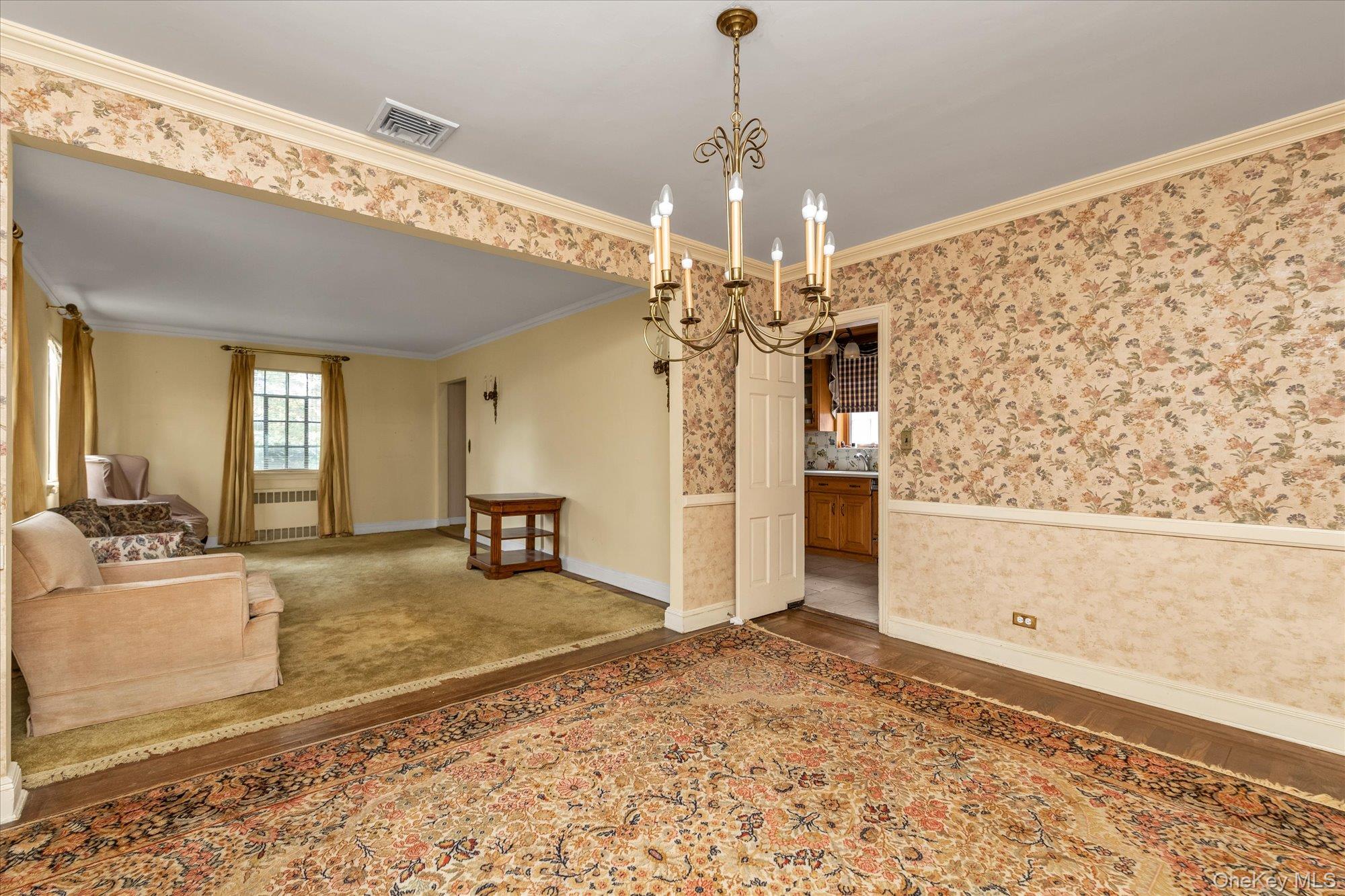 #6 photo, 47-44 Glenwood Street, Little Neck , NY 11362