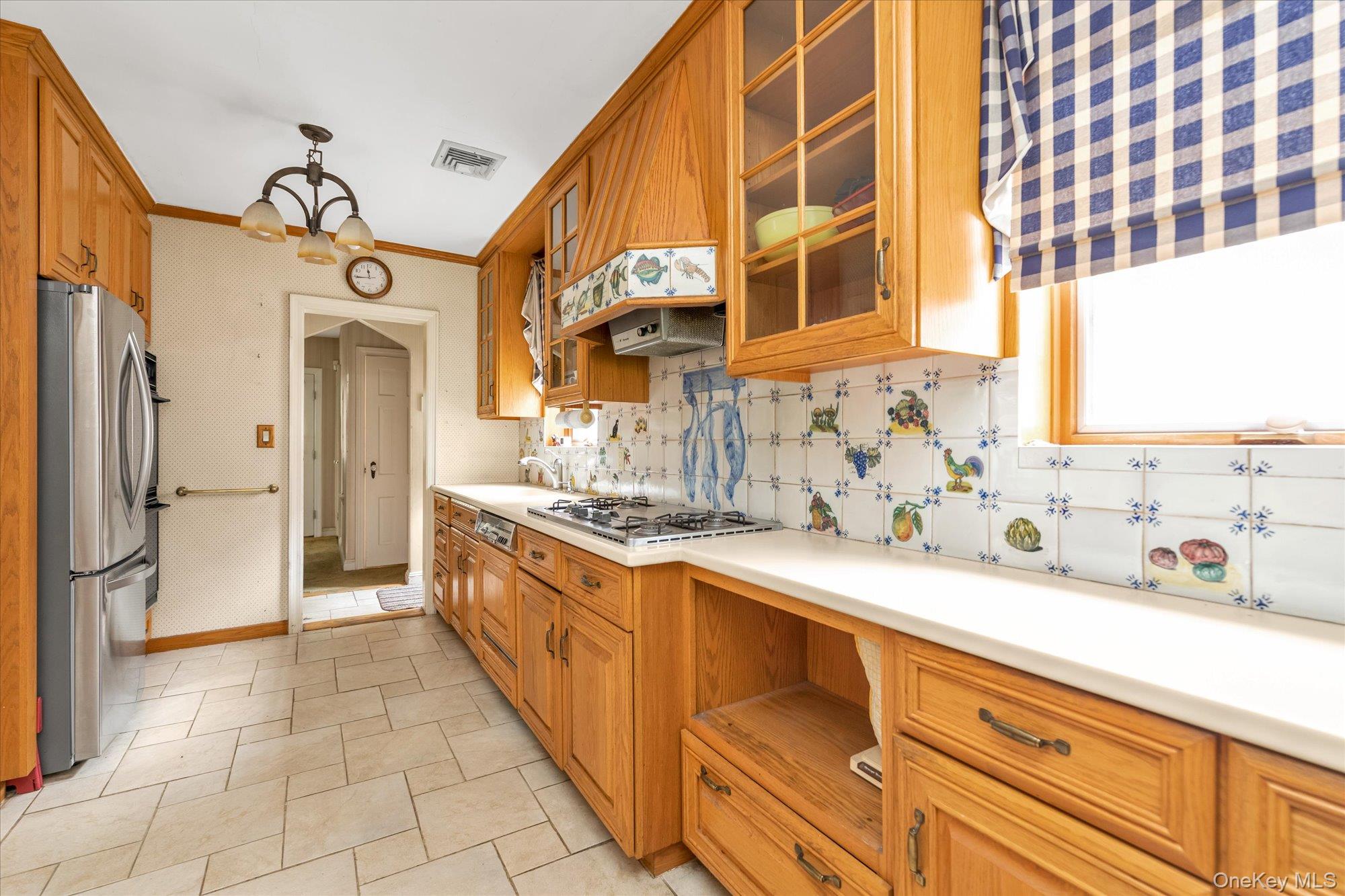 #9 photo, 47-44 Glenwood Street, Little Neck , NY 11362