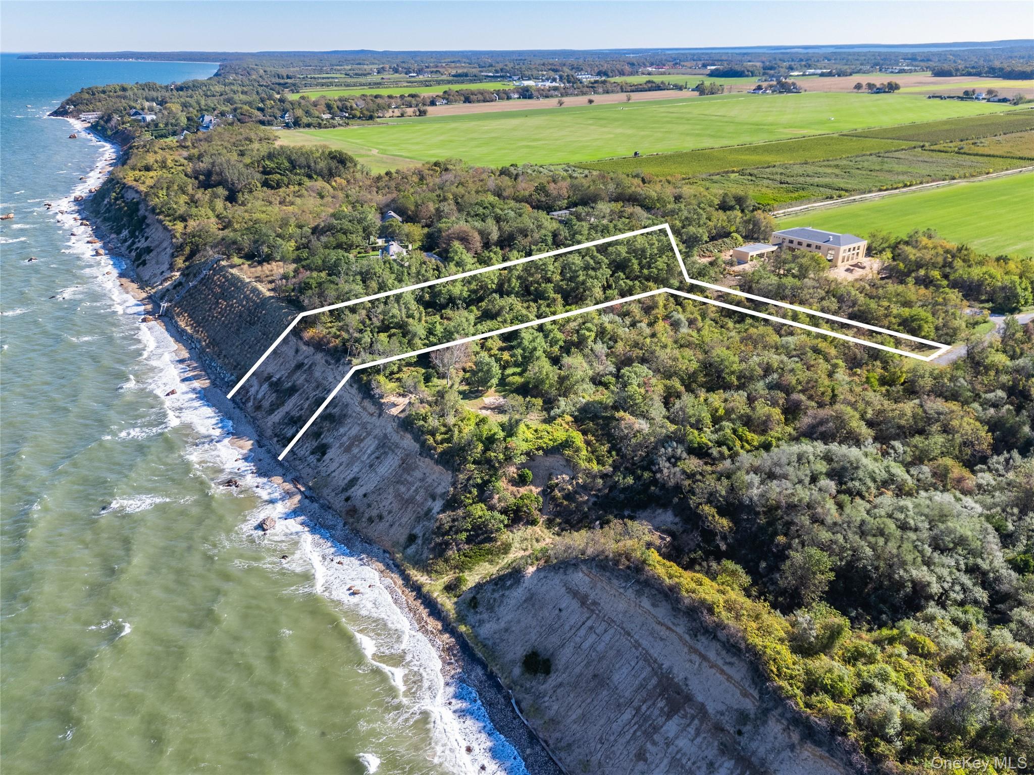 #13 photo, 6121 Oregon Road, Cutchogue , NY 11935