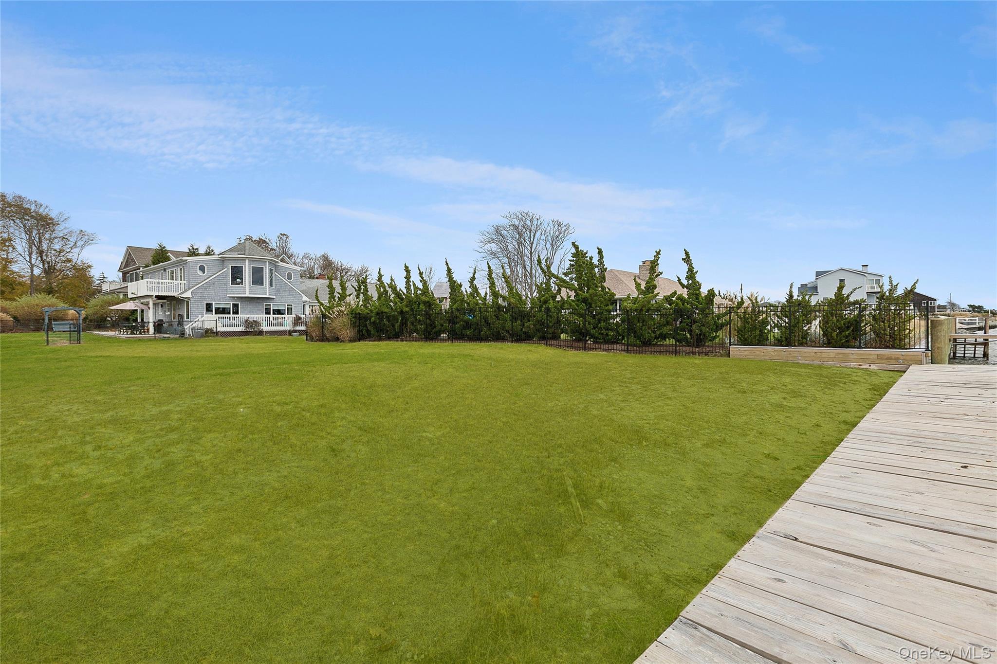 #19 photo, 140 Ocean Avenue, سوفولك Center Moriches , NY 11934