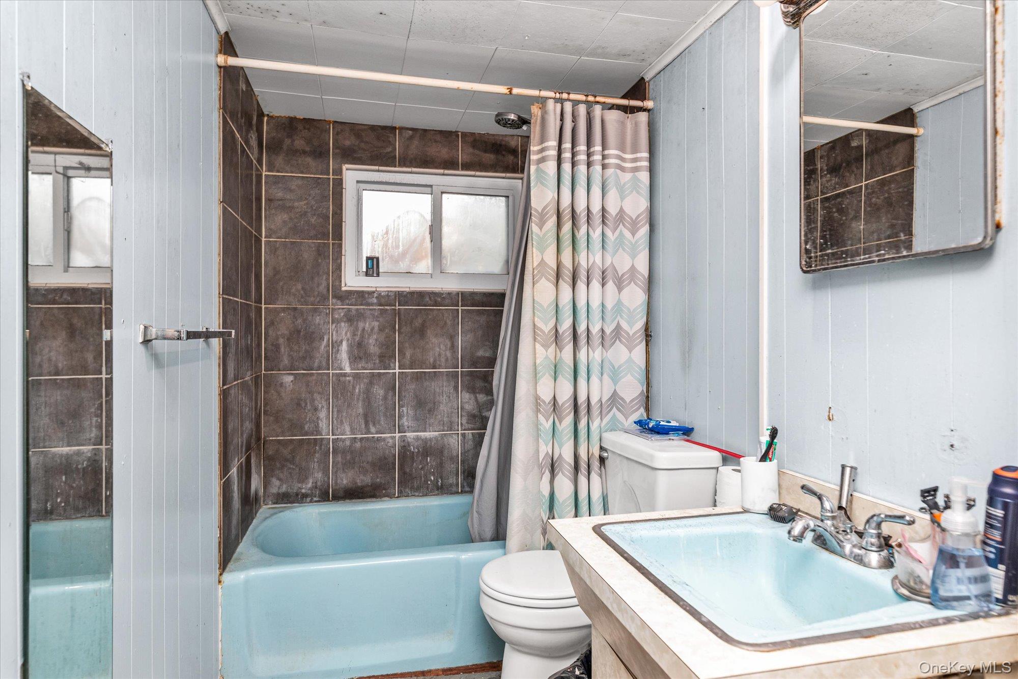 #15 photo, 270 Smith Avenue, Islip , NY 11751