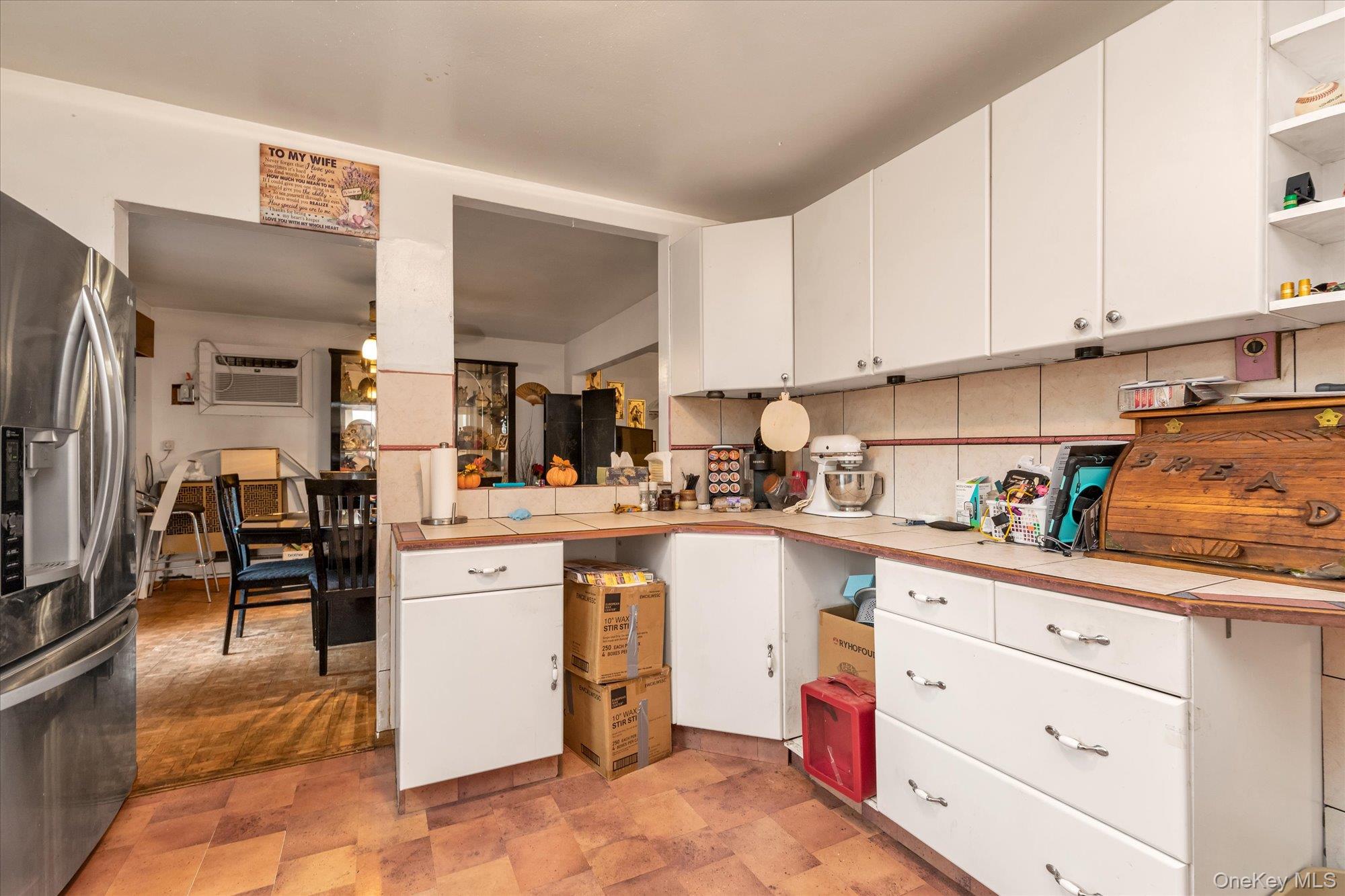 #7 photo, 270 Smith Avenue, Islip , NY 11751